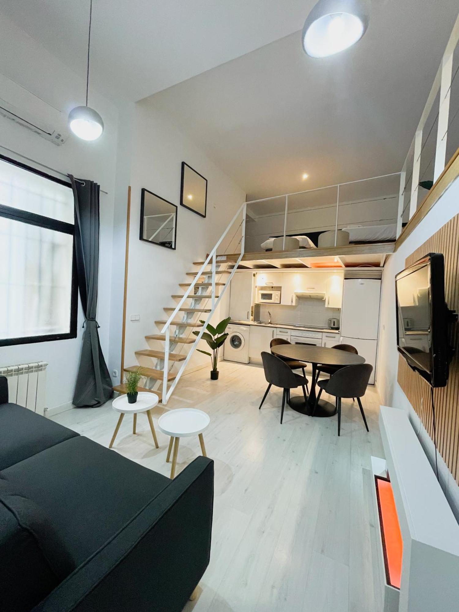 شقة Carretas Duplex Interior مدريد المظهر الخارجي الصورة